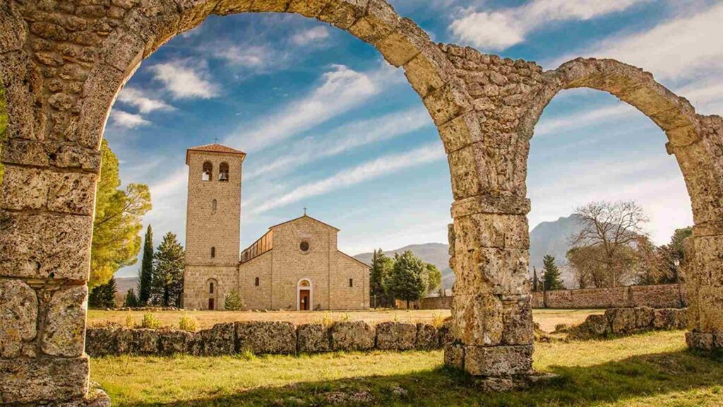 Abbazia-di-san-vincenzo-al-volturno