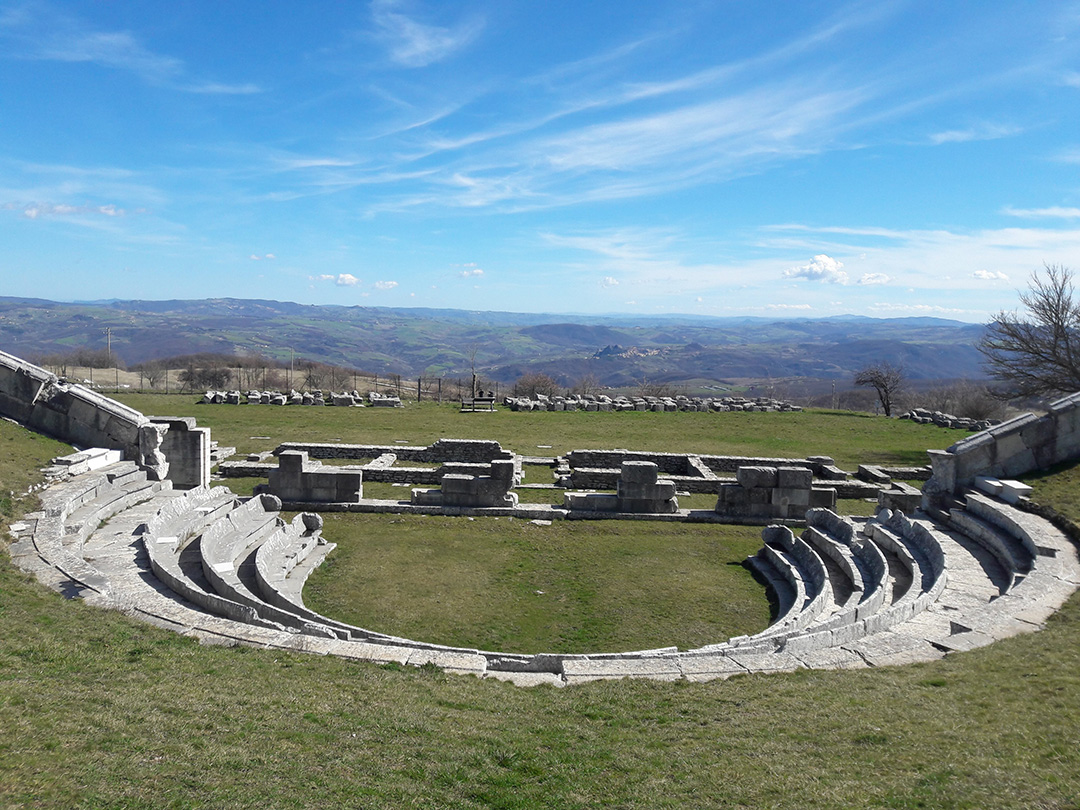 Pietrabbondante-teatro-sannitico napoli