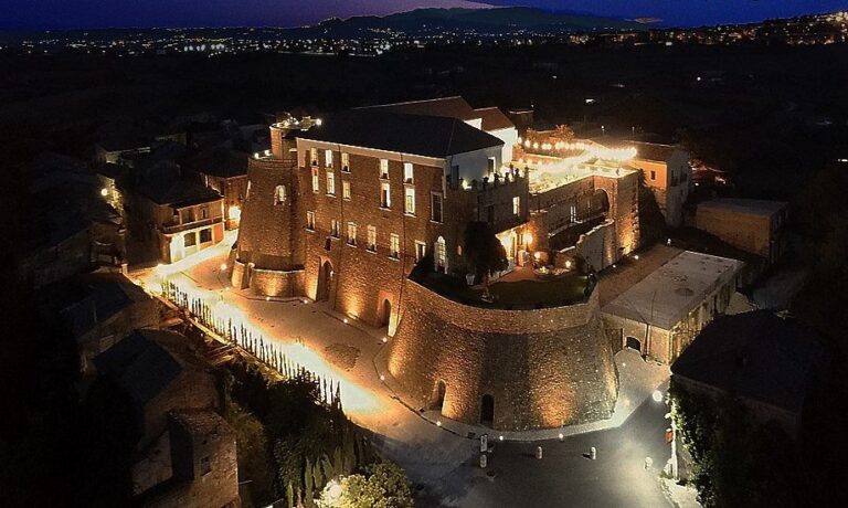 Mercatini di Natale al Castello dell'Ettore & Centro Commerciale Campania