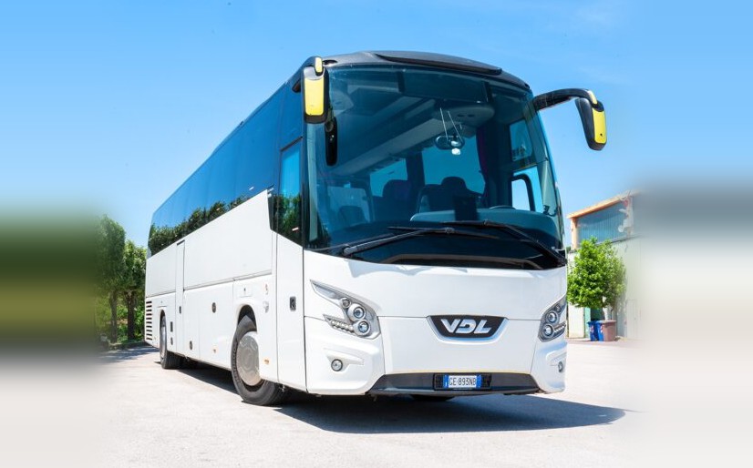 Autobus gran turismo VDL Futura di FINI VIAGGI